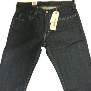 Men Levi’s 559 jeans